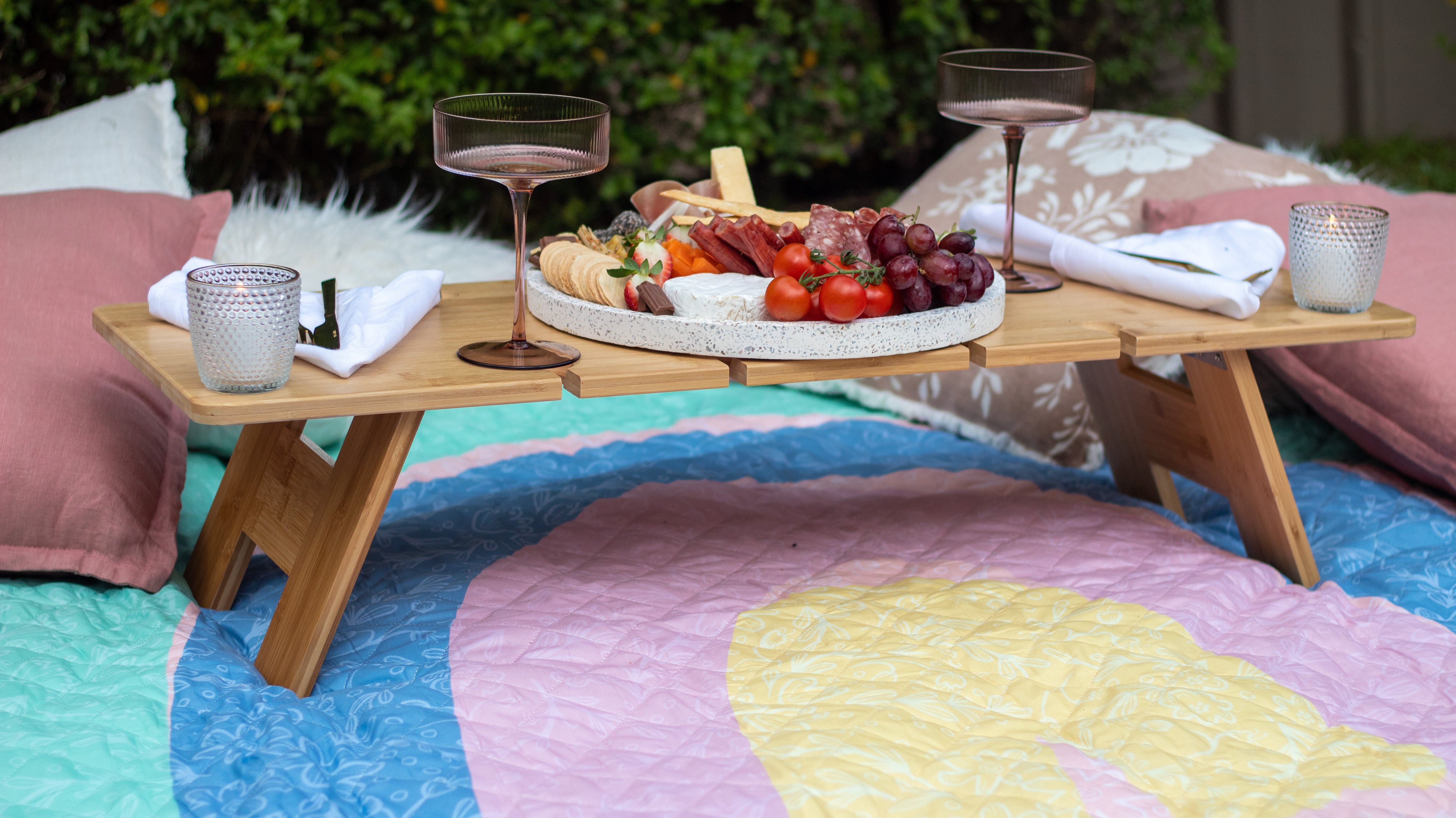 beautiful waterproof playmat for picnic